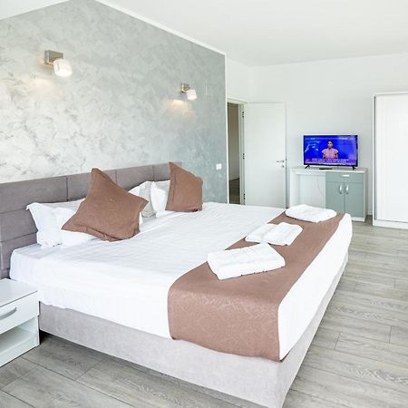 Miramare Residence Aparthotel Năvodari Kültér fotó