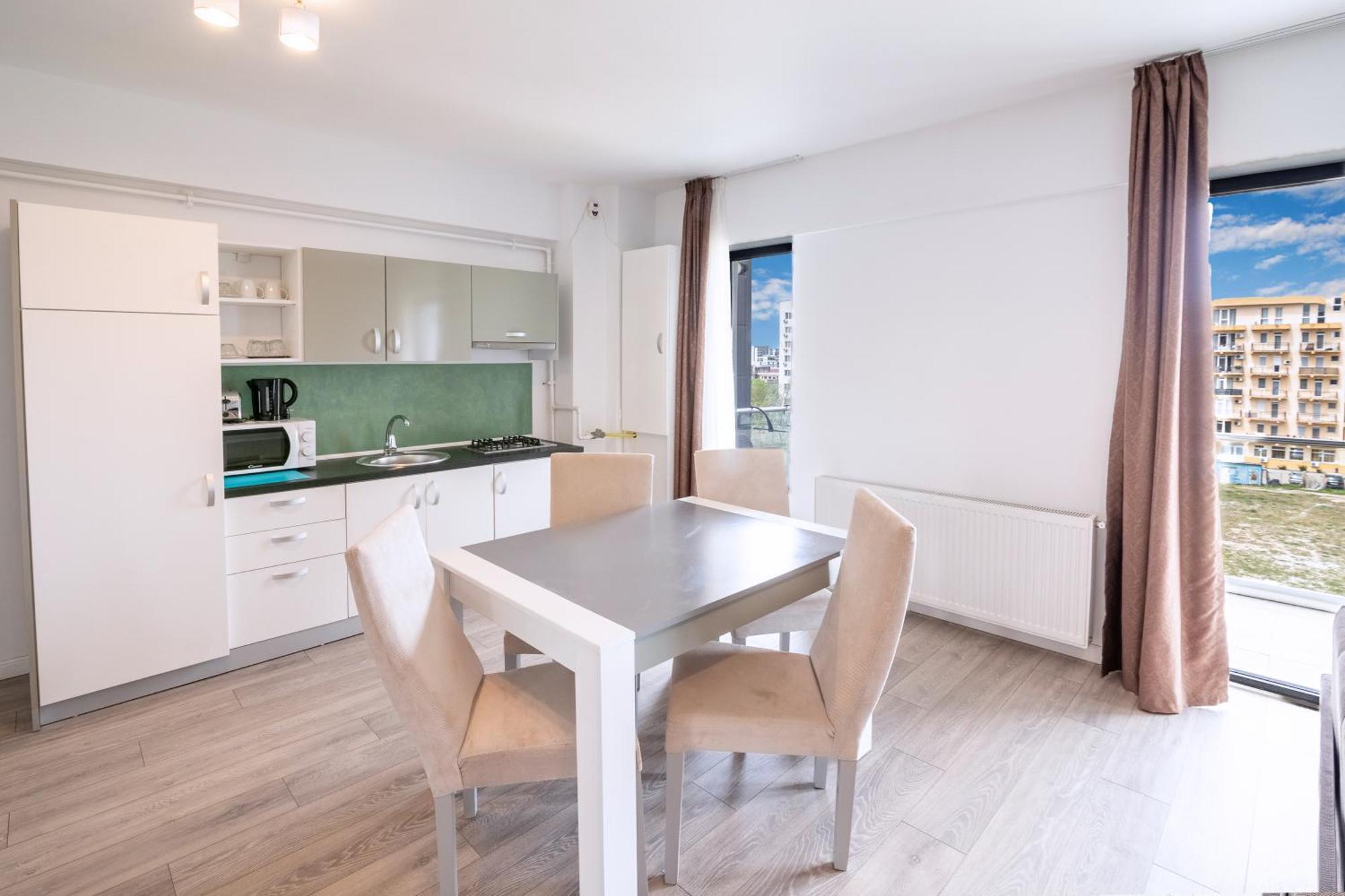 Miramare Residence Aparthotel Năvodari Kültér fotó