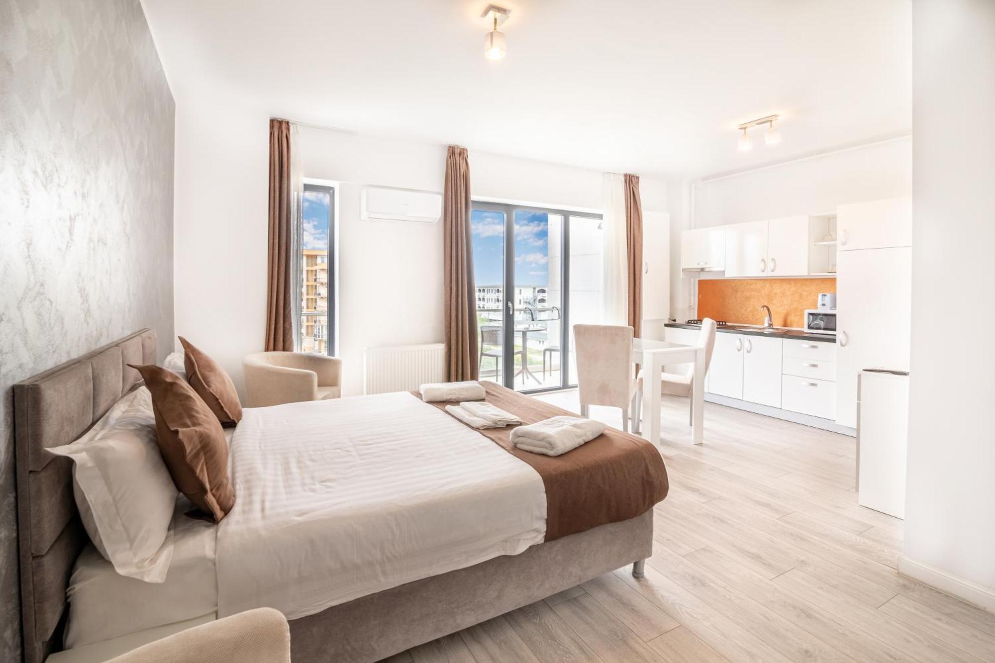Miramare Residence Aparthotel Năvodari Kültér fotó