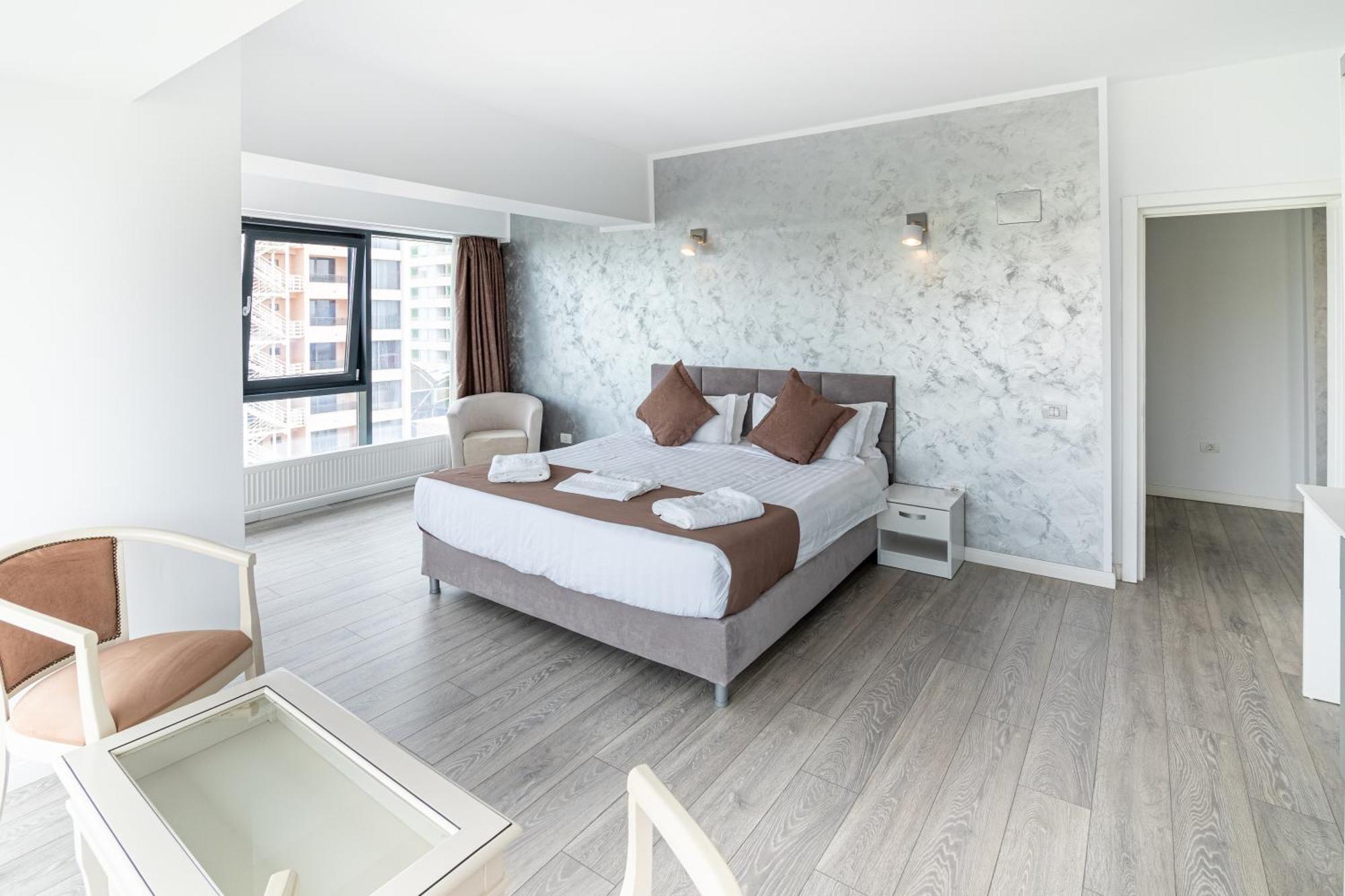 Miramare Residence Aparthotel Năvodari Kültér fotó