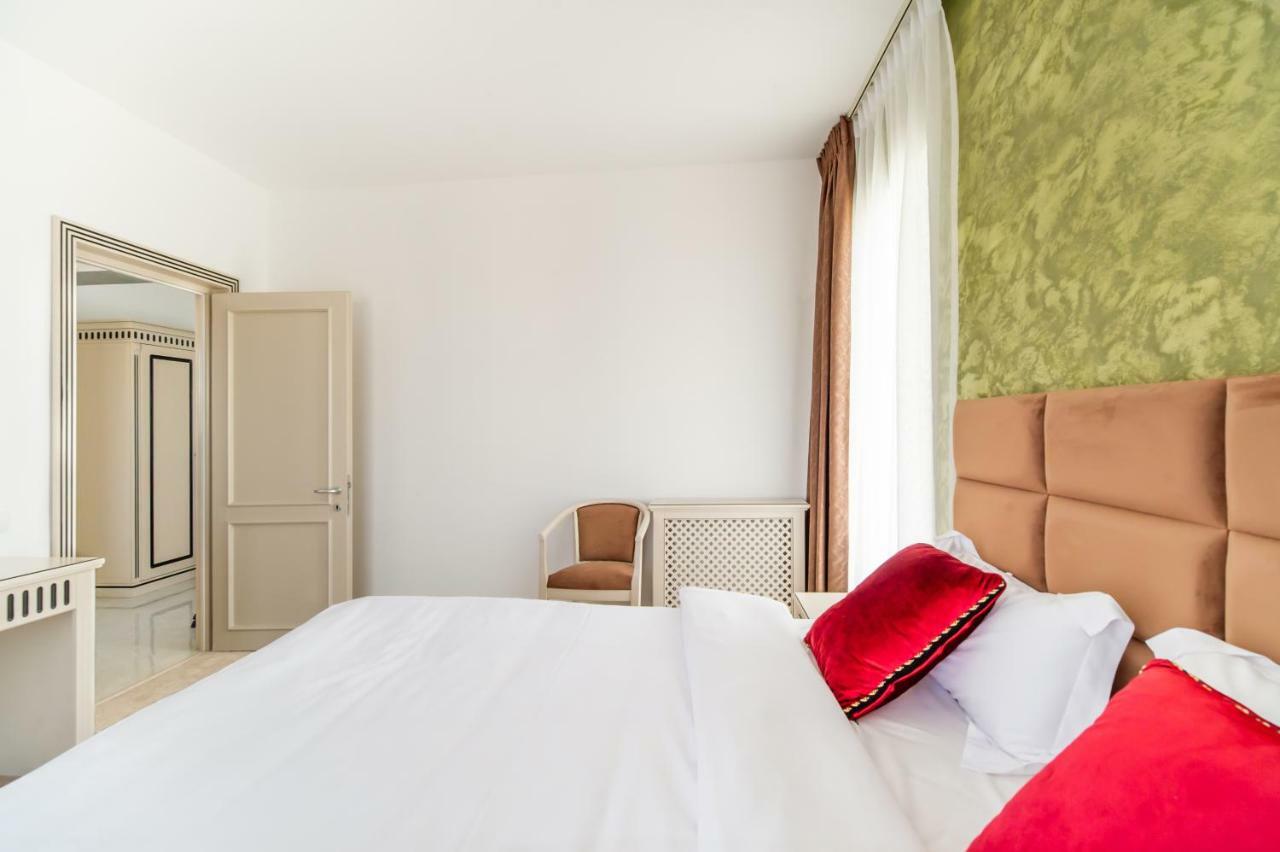 Miramare Residence Aparthotel Năvodari Kültér fotó