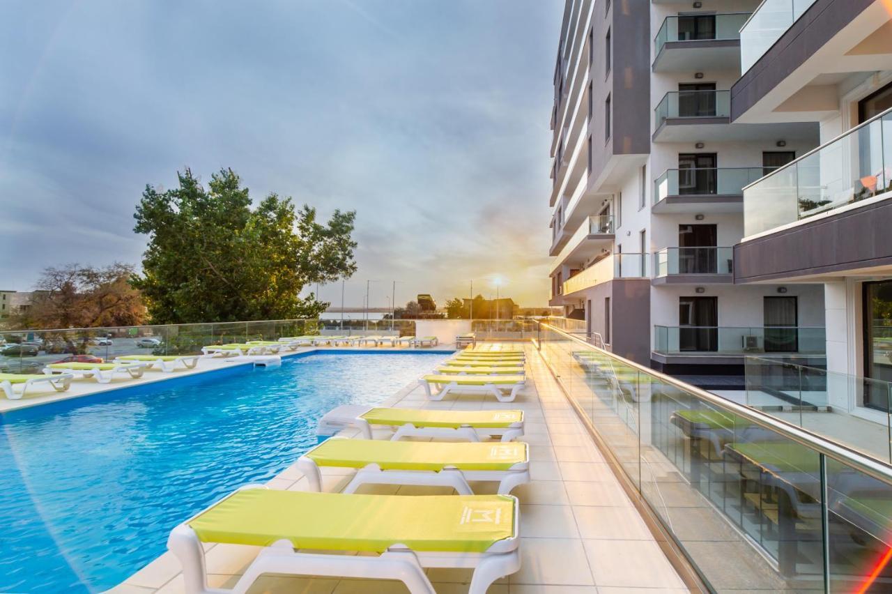 Miramare Residence Aparthotel Năvodari Kültér fotó
